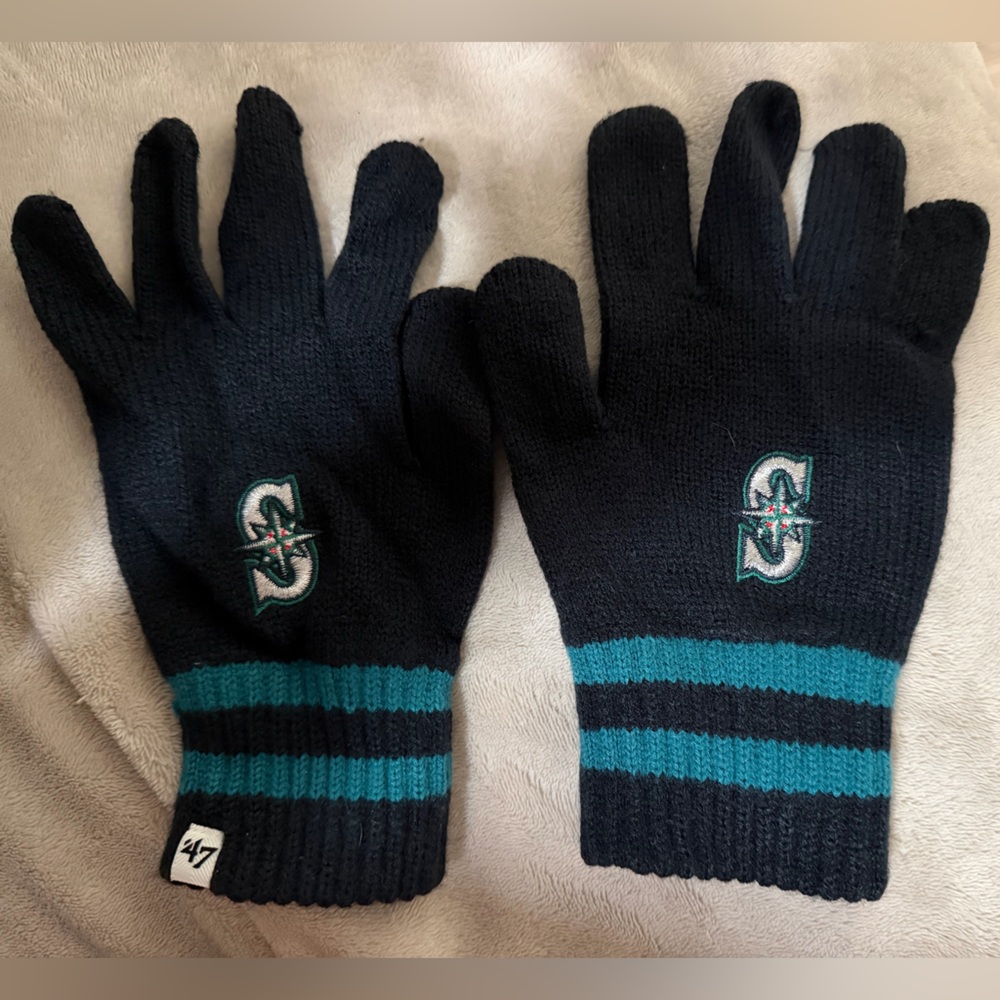 47 Brand Black and Teal Striped Knit Mariners Gloves